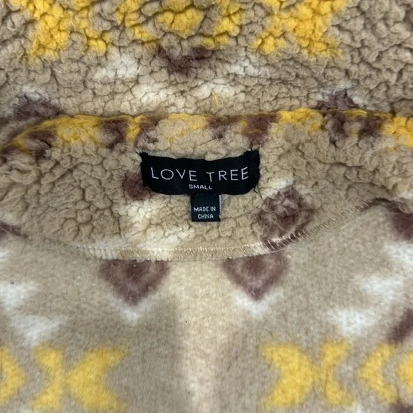 Love Tree Aztec Sherpa Jacket -size S - Picture 3 of 7
